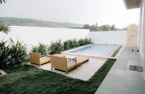Kaliasem Villa | Casa Verona Villa Lovina Bali
