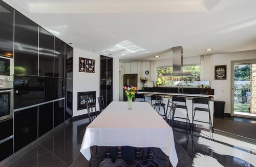 Mato Serrao House | Cascade House, Luxury Vila in Carvoeiro
