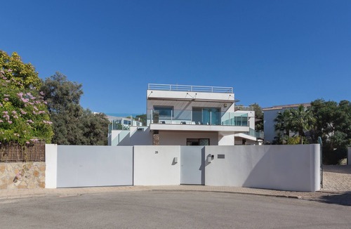 Mato Serrao House | Cascade House, Luxury Vila in Carvoeiro