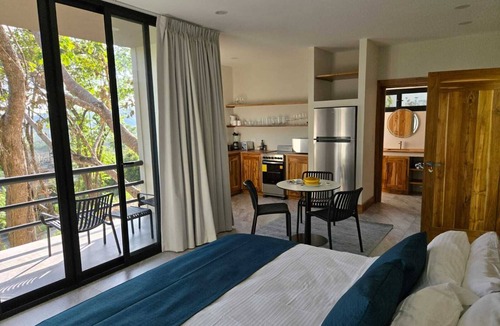 Paquera House | Casita de Vida 4.2, Guesthouse 1 Bdr, + 1 Bdr Casita option, Curu, Isla Tortuga