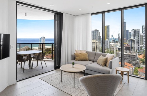 Broadbeach Apartment | 『CASSA ENC0RE』- Stylish | Prime 2-BR