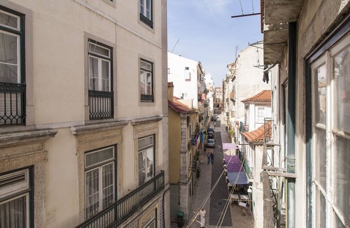 Encarnacao Apartment | Central Bairro Alto 3E by Central Hill