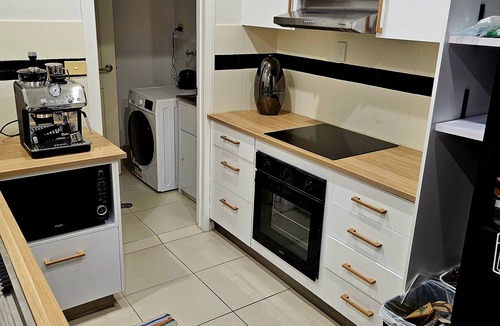 Lismore House | Central town house. 2km away from lismore base house.
