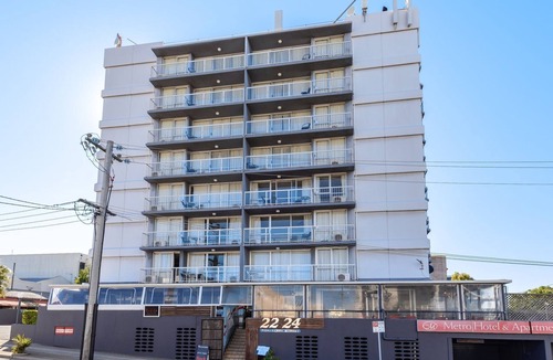 Gladstone Apartment | Centrally located one bedroom apartment