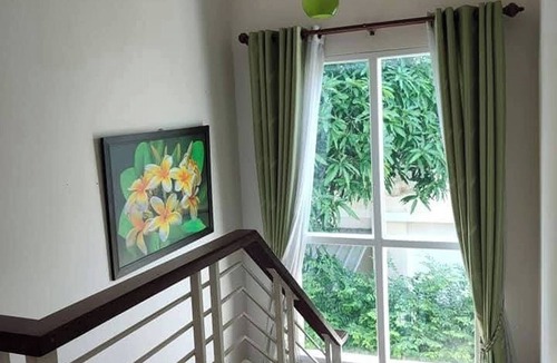 Minburi House | Charming 3-Bedroom House with Pool Near Lat Krabang Airport