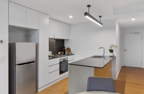 South Brisbane Apartment | Charming 2BR Home with Pool, Gym & Sauna