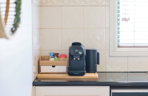 Mount Gambier Cottage | Charming CBD cottage - walk everywhere