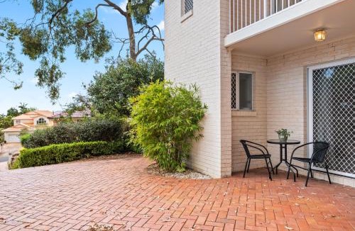 Bridgeman Downs House | Chic 1-Bed Escape with Parking Bridgeman Downs