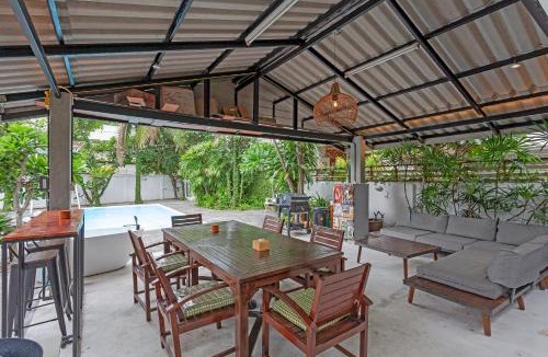 Chang Phueak Villa | City Life Private Pool Villa