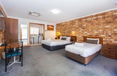 Clare Hotel | Clare Central