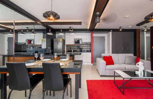Rohrmoser Apartment | Cloud Nine Penthouse - Urban Bliss