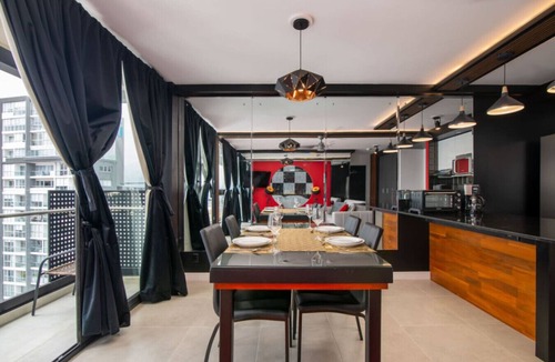 Rohrmoser Apartment | Cloud Nine Penthouse - Urban Bliss