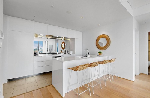 Waterloo Apartment | Cloud Top, Waterloo Hosted by: L'Abode