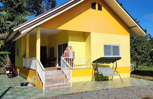 Salak Kok House | Coastal house near the beach, AC, peaceful, great location, outdoor restaurant.