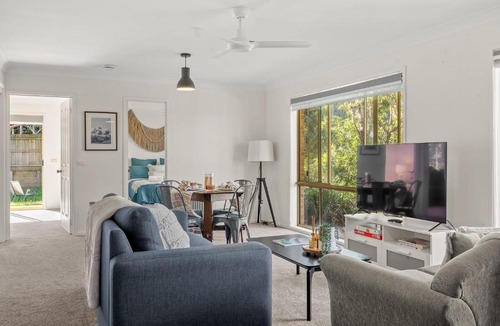 Mollymook Beach Villa | Coastal Sounds at Mollymook - Single-level Villa