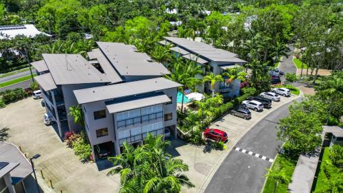 Trinity Beach Apartment | Coastal Vibes Studio Blue Lagoon Resort
