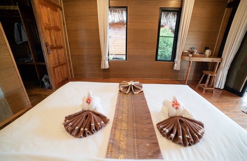 Nuea Khlong Resort | COCO Canopy Boutique Resort