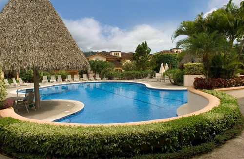 Herradura Apartment | Colina 9E 2 bdr Garden View in Los Suenos