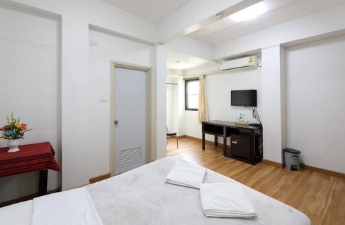 Chiang Mai Hotel | Collection O Centre Place
