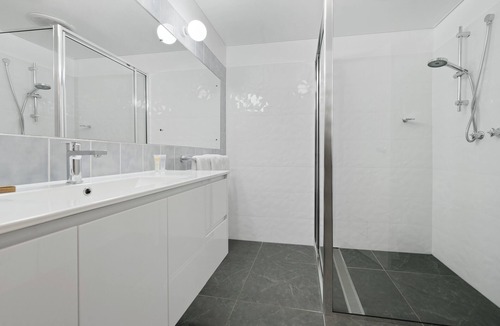 Devonport Hotel | Comfort Inn Devonport