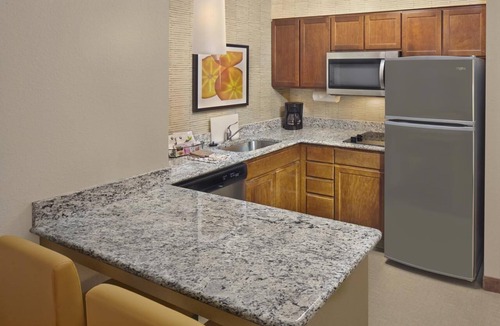 Avon Apartment | Comfortable & Memorable Stay! 3 Cozy Units, Free Breakfast and Parking!