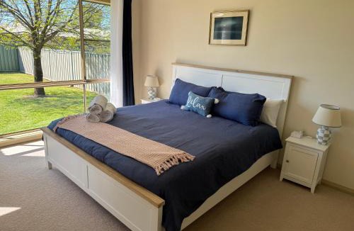 Central Mudgee House | Comfy and relaxing stay - Rest Easy Mudgee Cottage