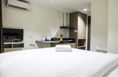 Ciputat Apartment | Comfy Studio Room Bintaro Icon Apartment By Travelio