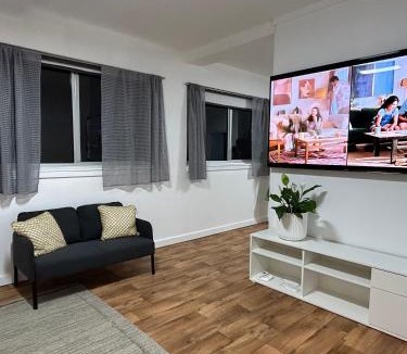 Como Apartment | Como Beach Apartments