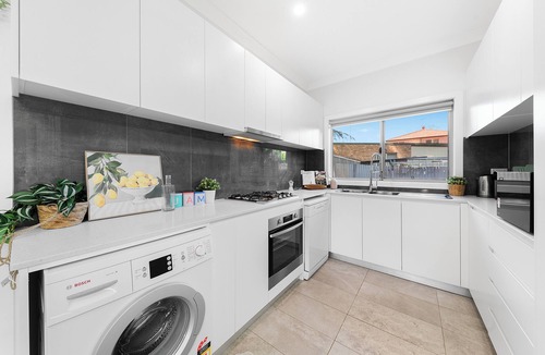 Sydney House | Compact Comfort Granny House Near West Ryde Station