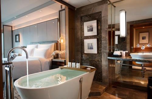 Witthayu Hotel | Conrad Bangkok