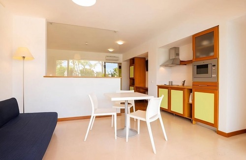 Luz Apartment | Convenient Location! Kitchen, Outdoor Pool, Pets Allowed, Free Parking!