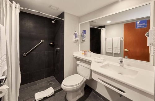 Cancun Hotel | Convenient Stay with Kitchenette, Rooftop Terrace, Outdoor Pool & Breakfast