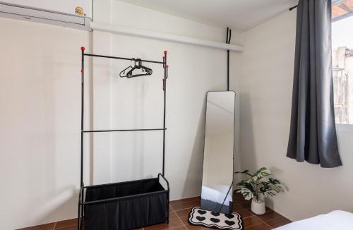 Pom Prap Villa | Cool cozy In Yaowarat