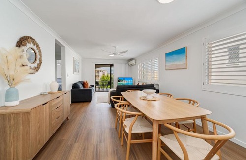 Caloundra Apartment | Costa Solana Bulcock Beach QLD