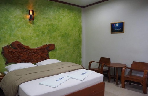 Tha Tum Hotel | Country Inn 304