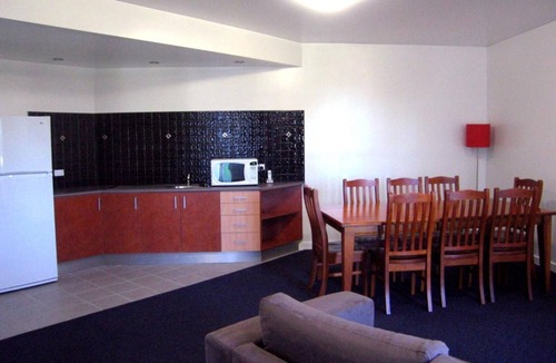 Dysart Hotel | Country Roads Motor Inn Dysart