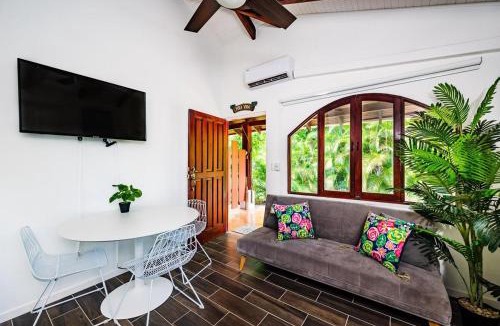 Potrero House | Couples Tropical Getaway with Pool, Playa Potrero