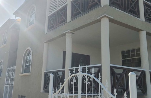 Durants Apartment | Cozy 3 bedroom spacious villa for rent.