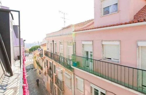 Alfama Apartment | Cozy Duplex flat with AC. Lovely neighbourhood.