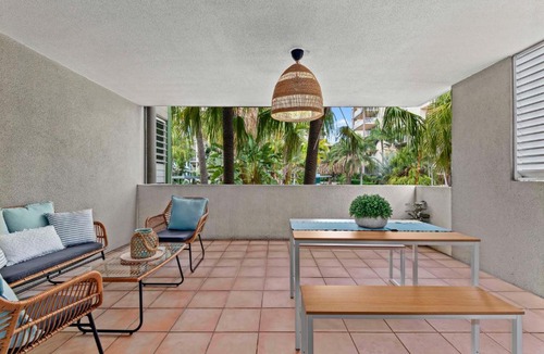 Fortitude Valley Apartment | Cozy studio with balcony & resort-style amenities