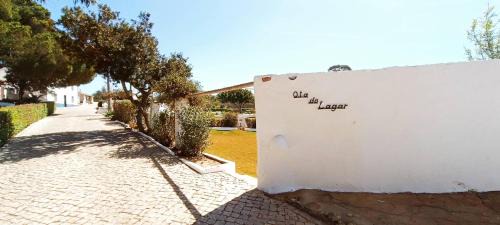 Albufeira Villa | Cozy Traditional Small Cottage with Balcony - Casa 9
