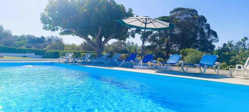 Albufeira Villa | Cozy Traditional Small Cottage with Balcony - Casa 9