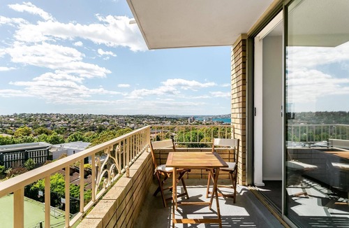 Cremorne Apartment | Cremorne- CRE31 Hampden Avenue - Spacious 1BR with Harbour Views Balcony Near Cremorne Neutral Bay