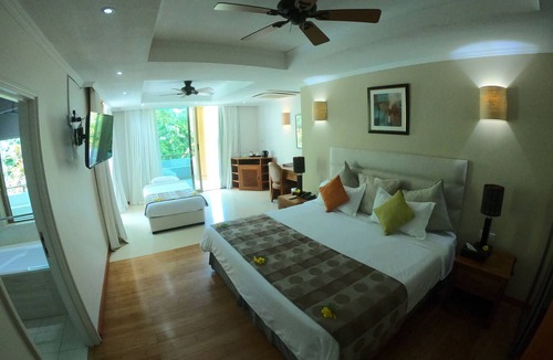 Pointe Au Sel Hotel | Crown Beach Hotel
