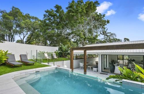 Noosa Heads House | Currawong Song