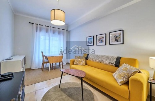 Cacilhas Apartment | Cute Cacilhas Cosy Apartment