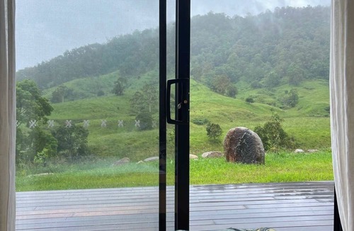 Conondale House | Daisy Dale - Hinterland Farm Stay