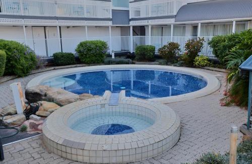 Dalby Hotel | Dalby Manor Motor Inn