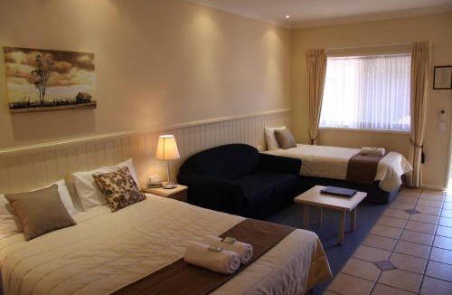 Dalby Hotel | Dalby Mid Town Motor Inn