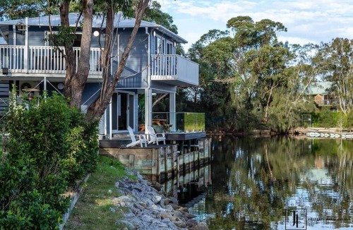 Tomakin House | Deja Blue - Complete River Front
